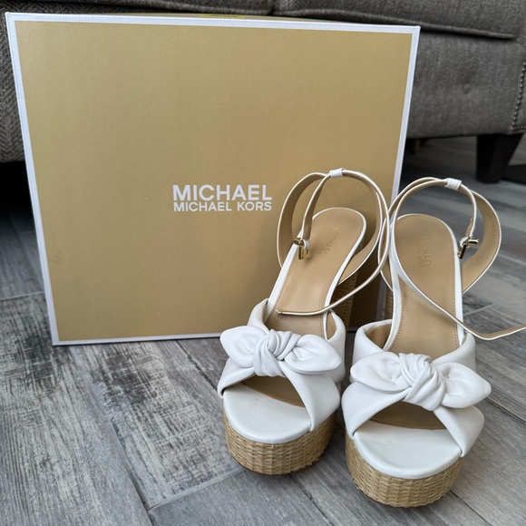 Michael Kors Shoes - Picture 2 of 6